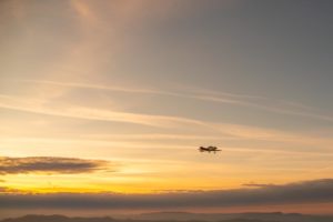 coucher de soleil avion voltige provence